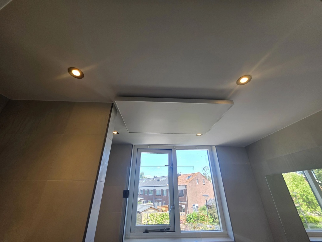 Toilet en badkamer
